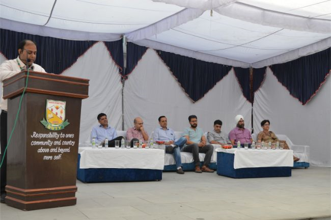 Seminar on Leadership and...