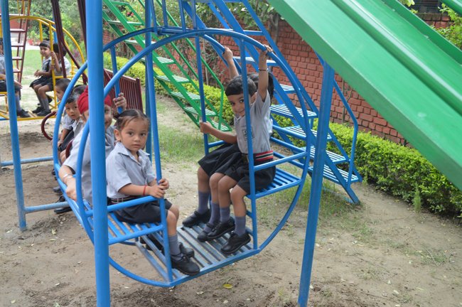 Class Nursery and U.K.G Play...