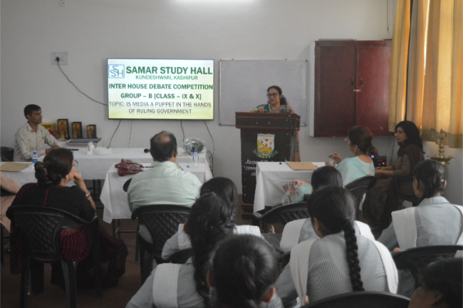 Inter House English Debate...