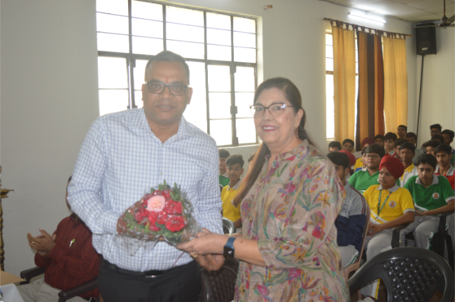 Inter House Hindi Debate...