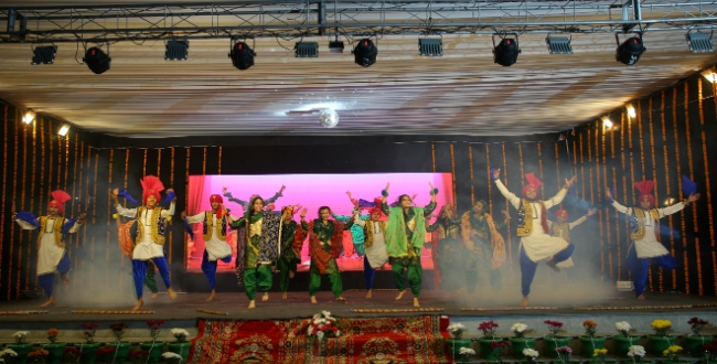 Annual Function 'Rangotsav' -...