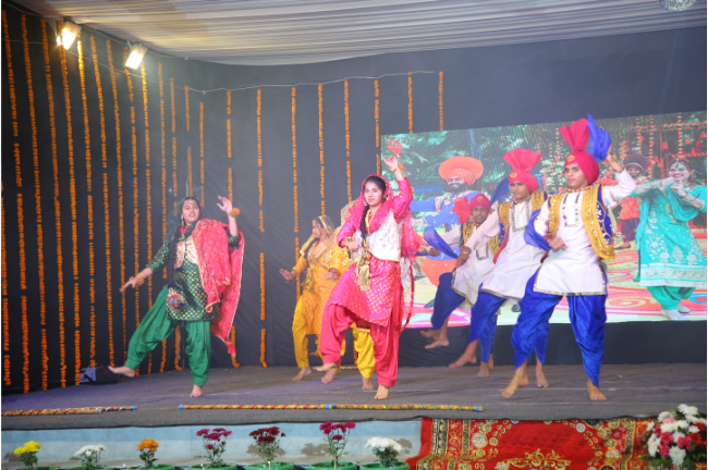 Annual Function 'Rangotsav' -...