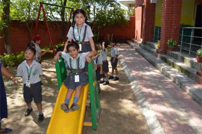 Class-U.K.G Games activity.