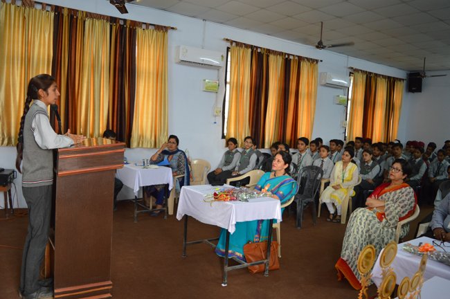 Inter House English Debate...