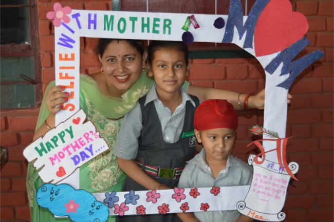 Mothers Day Selfie @Samar...